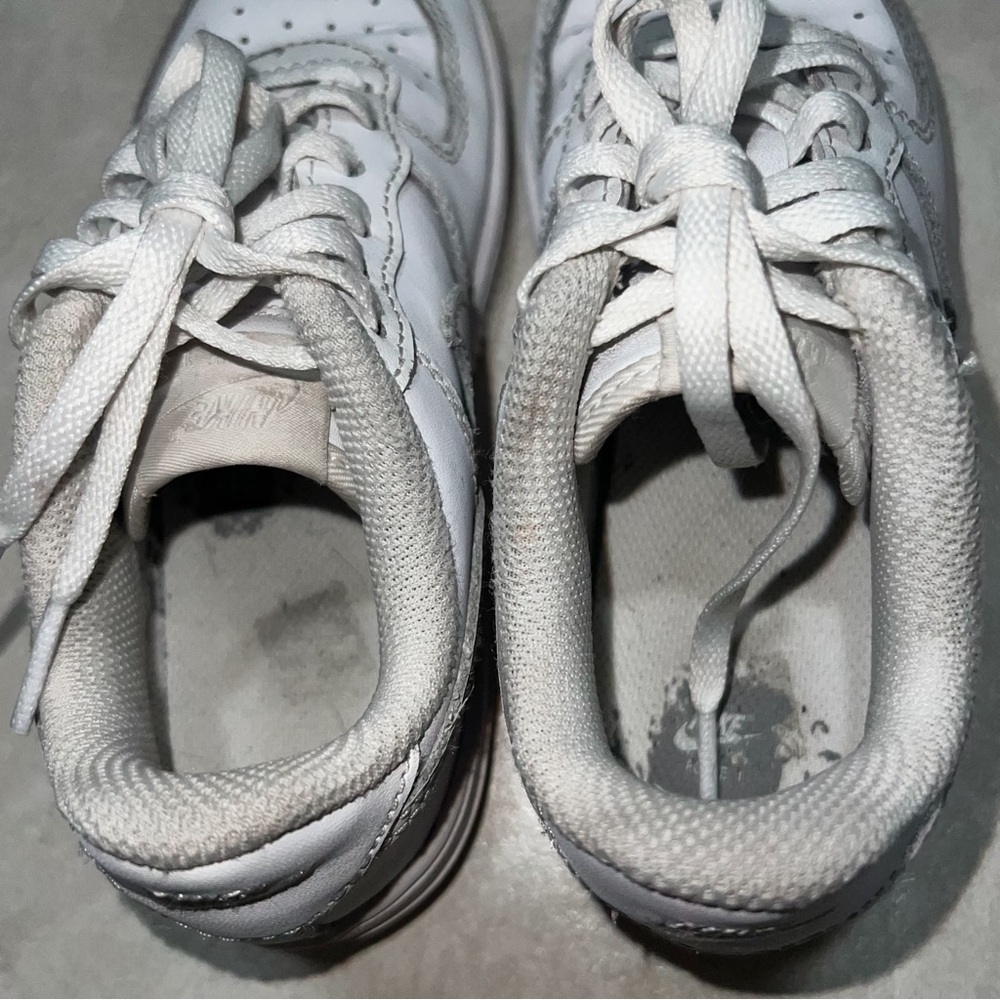 Nike Air Force 1 ‘07 LE, Size 13C - Picture 8 of 11